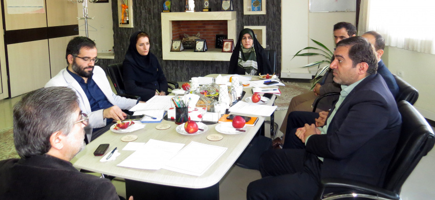 شورای روابط عمومی واحد استان البرز با دکتر دانش کارآراسته دیدار کرد